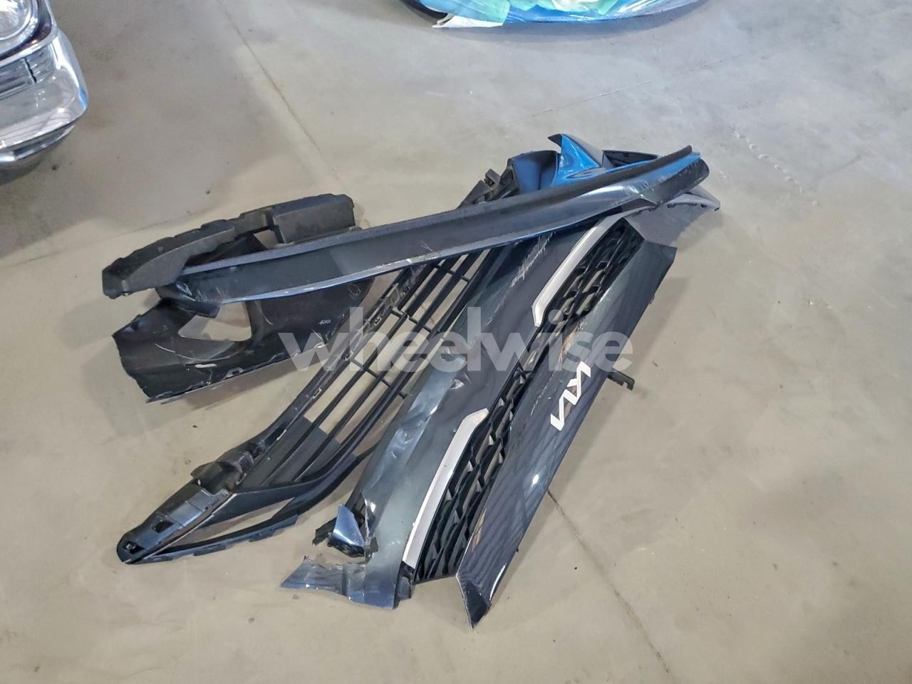 Photo 12 of 2024 KIA FORTE LX (VIN 3KPF24ADXRE744142)