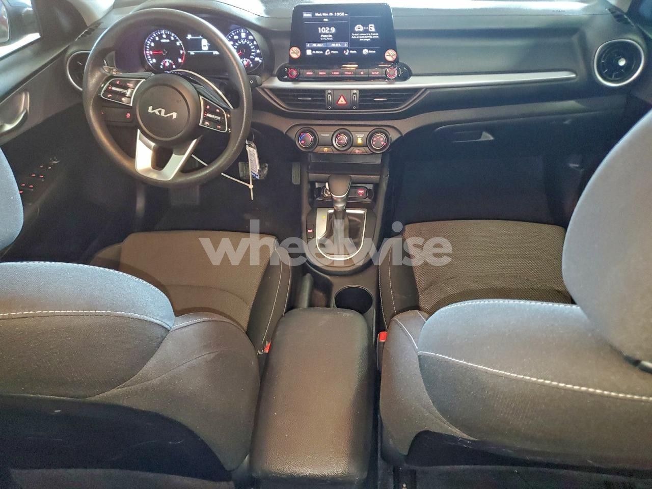 Photo 8 of 2024 KIA FORTE LX (VIN 3KPF24ADXRE744142)