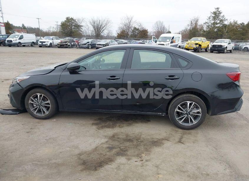 Photo 15 of 2024 Kia Forte LXS (VIN 3KPF24ADXRE744271)