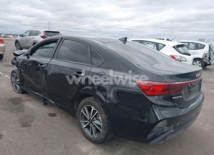 Photo 3 of 2024 Kia Forte LXS (VIN 3KPF24ADXRE759336)