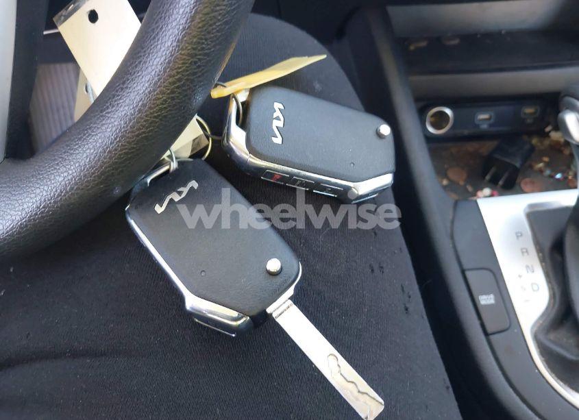 Photo 11 of 2024 Kia Forte LXS (VIN 3KPF24ADXRE762477)