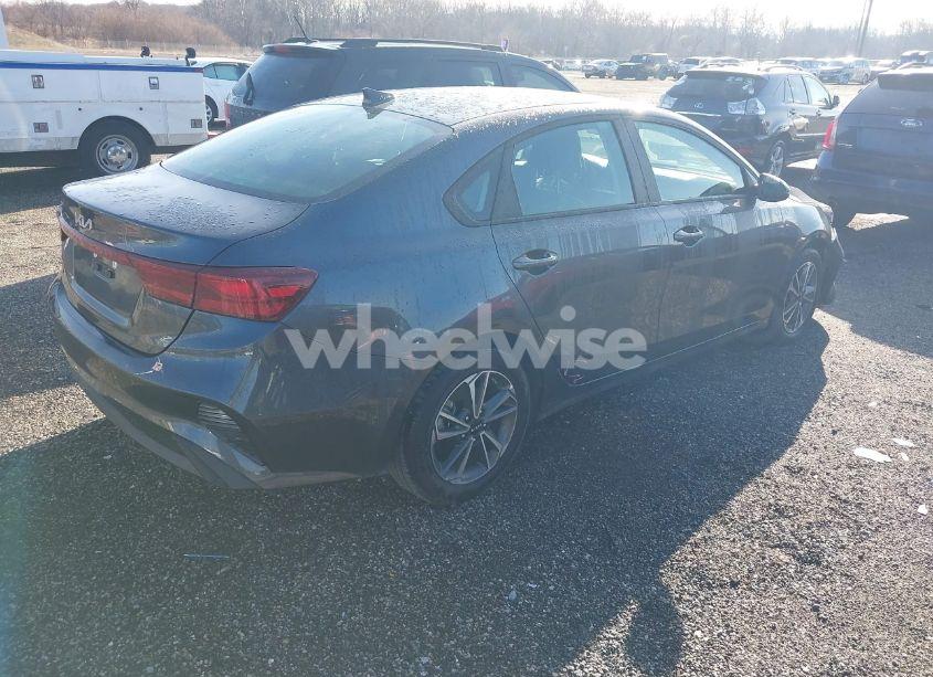 Photo 4 of 2024 Kia Forte LXS (VIN 3KPF24ADXRE762477)