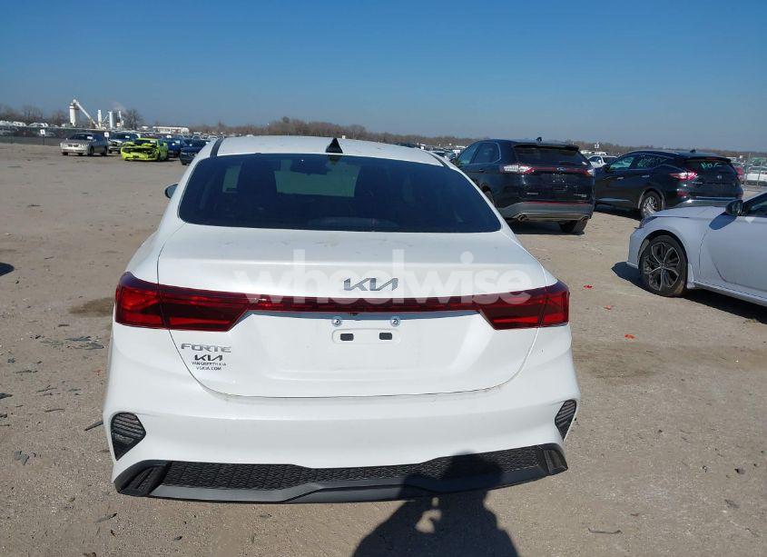 Photo 17 of 2024 Kia Forte LXS (VIN 3KPF24ADXRE772183)