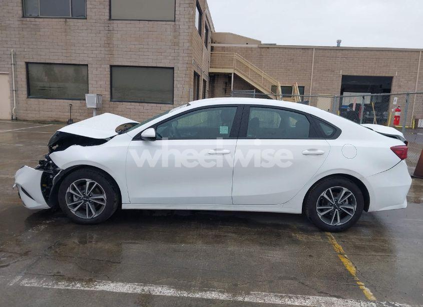 Photo 15 of 2024 Kia Forte LXS (VIN 3KPF24ADXRE777383)