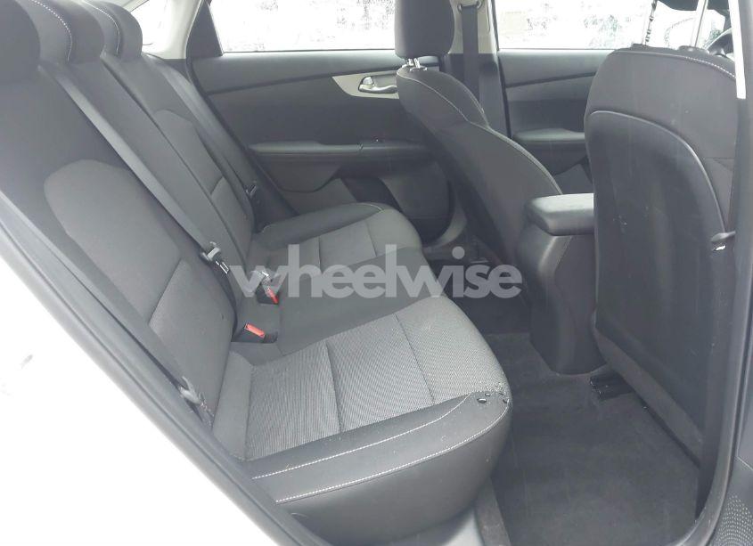 Photo 8 of 2024 Kia Forte LXS (VIN 3KPF24ADXRE777383)