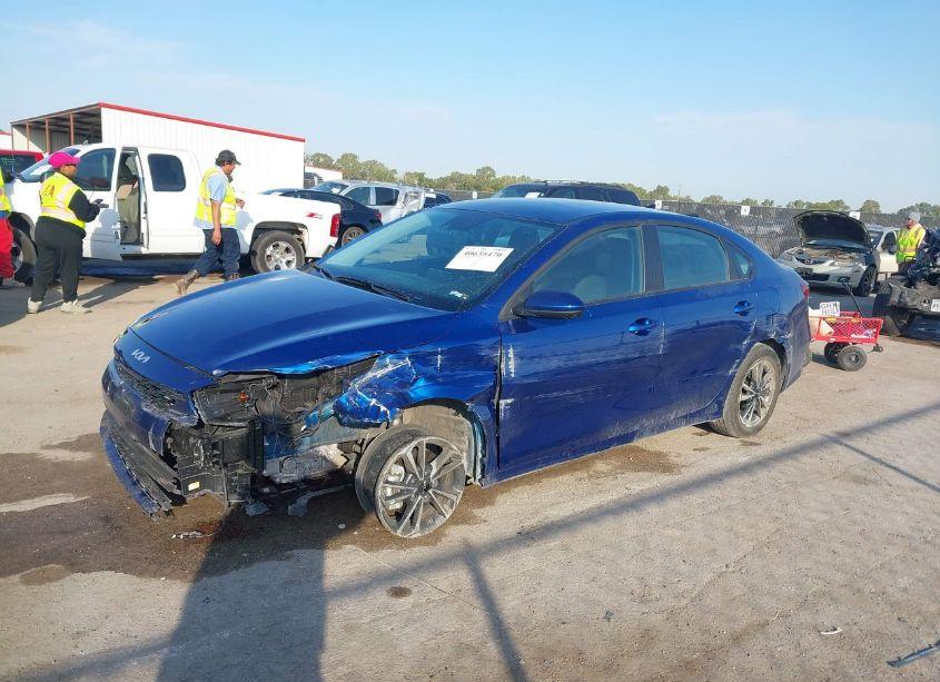 Photo 2 of 2024 Kia Forte LXS (VIN 3KPF24ADXRE777450)