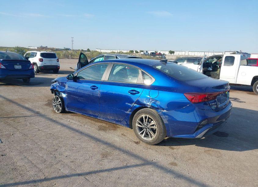 Photo 3 of 2024 Kia Forte LXS (VIN 3KPF24ADXRE777450)