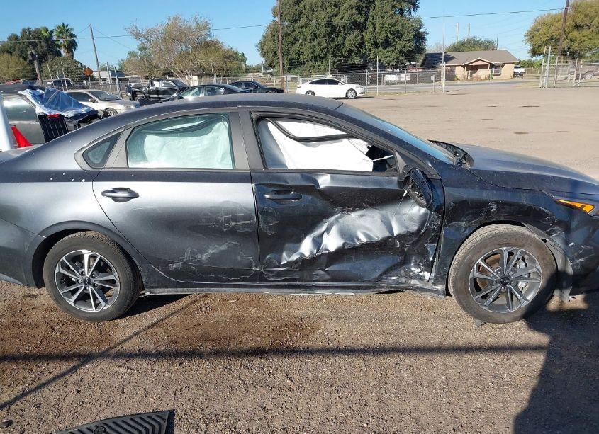 Photo 13 of 2024 Kia Forte LXS (VIN 3KPF24ADXRE778470)