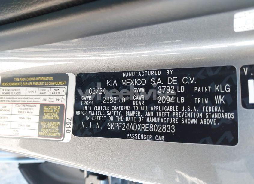 Photo 9 of 2024 Kia Forte LXS (VIN 3KPF24ADXRE802833)