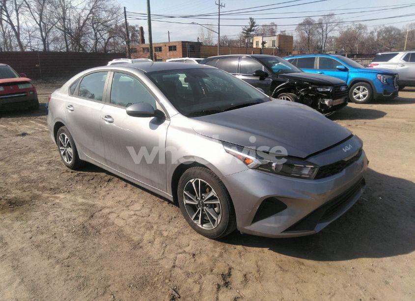 2024 Kia Forte LXS (VIN 3KPF24ADXRE841163) main photo