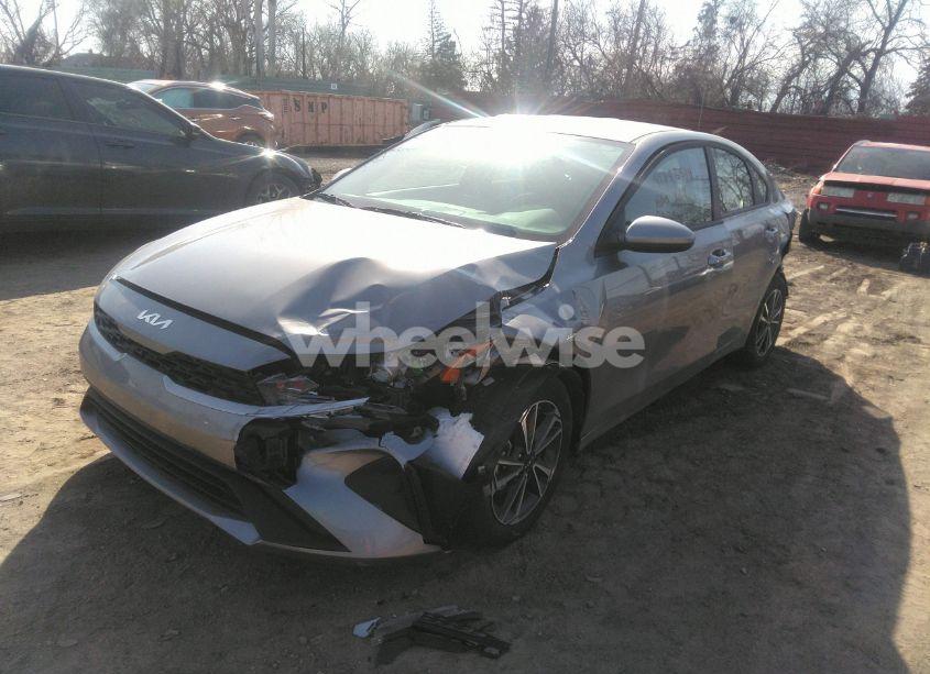 Photo 2 of 2024 Kia Forte LXS (VIN 3KPF24ADXRE841163)