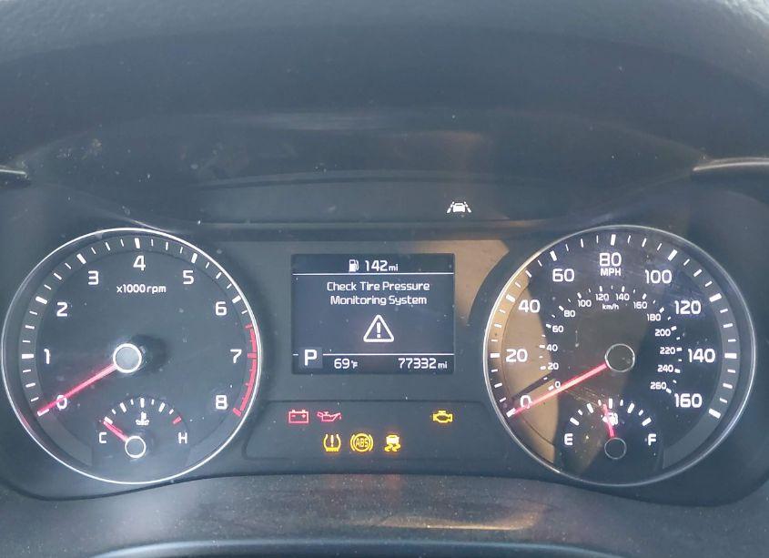 Photo 7 of 2019 Kia Forte S (VIN 3KPF34AD0KE044987)