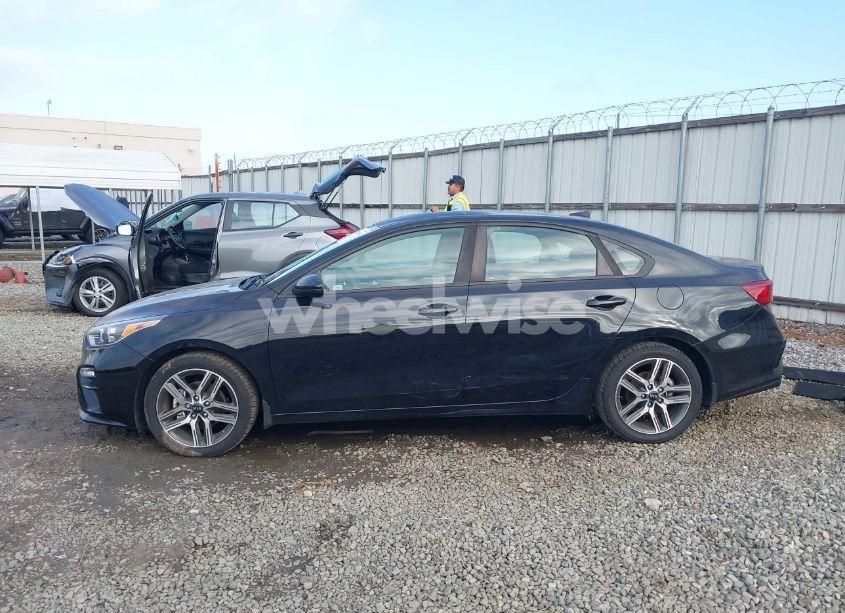Photo 14 of 2019 Kia Forte S (VIN 3KPF34AD0KE110678)