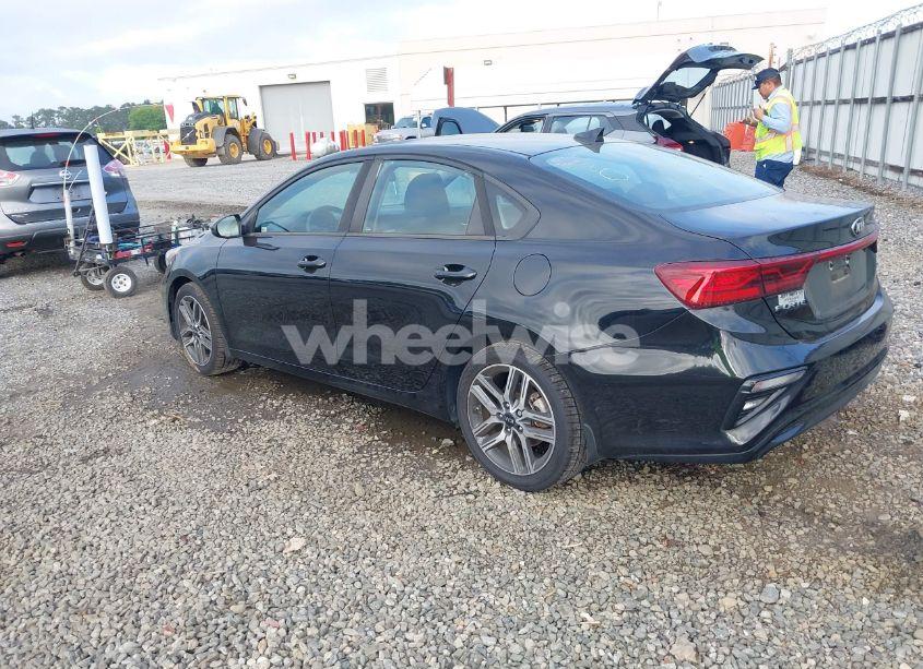 Photo 3 of 2019 Kia Forte S (VIN 3KPF34AD0KE110678)