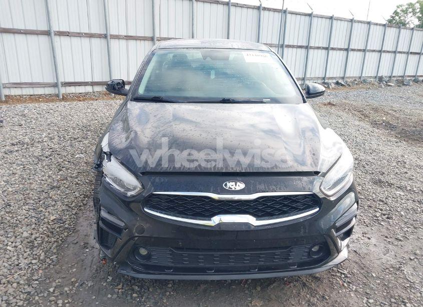 Photo 6 of 2019 Kia Forte S (VIN 3KPF34AD0KE110678)