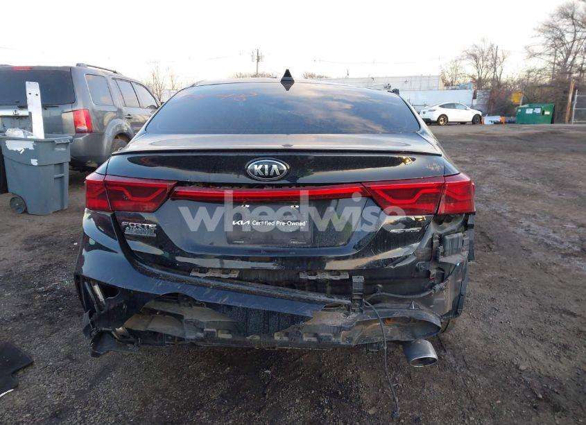 Photo 16 of 2020 Kia Forte GT-LINE (VIN 3KPF34AD0LE145898)