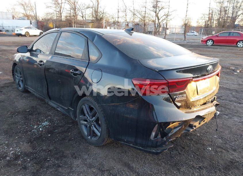 Photo 3 of 2020 Kia Forte GT-LINE (VIN 3KPF34AD0LE145898)