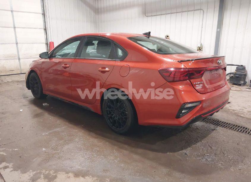 Photo 3 of 2020 Kia Forte GT-LINE (VIN 3KPF34AD0LE199282)