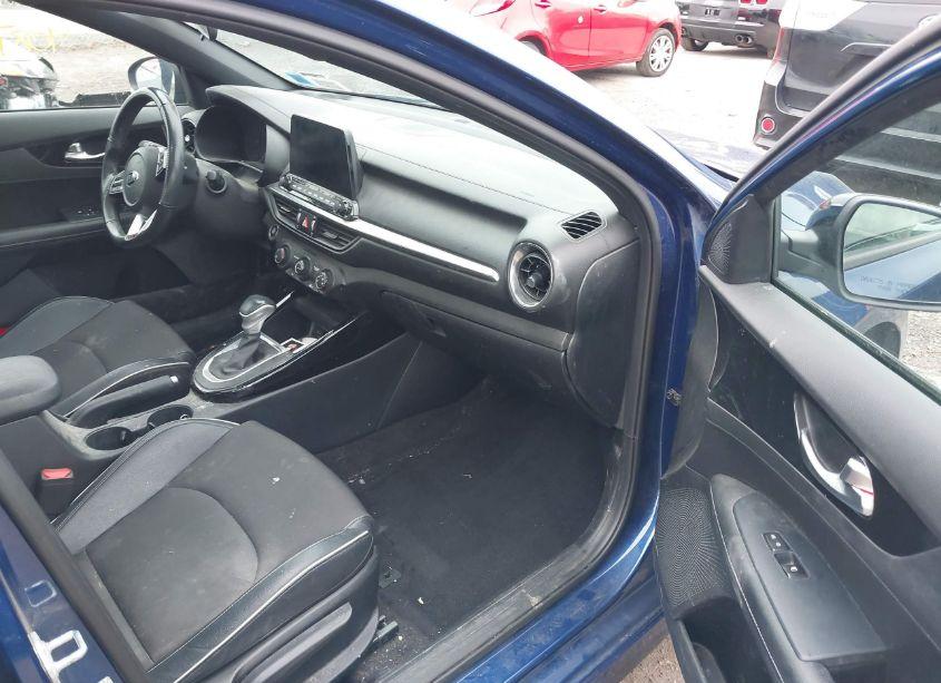 Photo 5 of 2021 Kia Forte GT-LINE (VIN 3KPF34AD0ME273589)