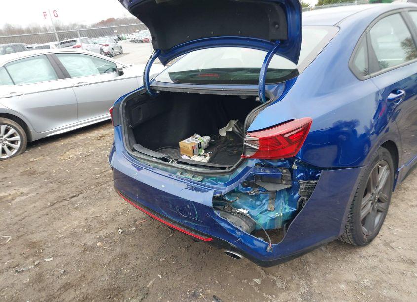 Photo 6 of 2021 Kia Forte GT-LINE (VIN 3KPF34AD0ME273589)