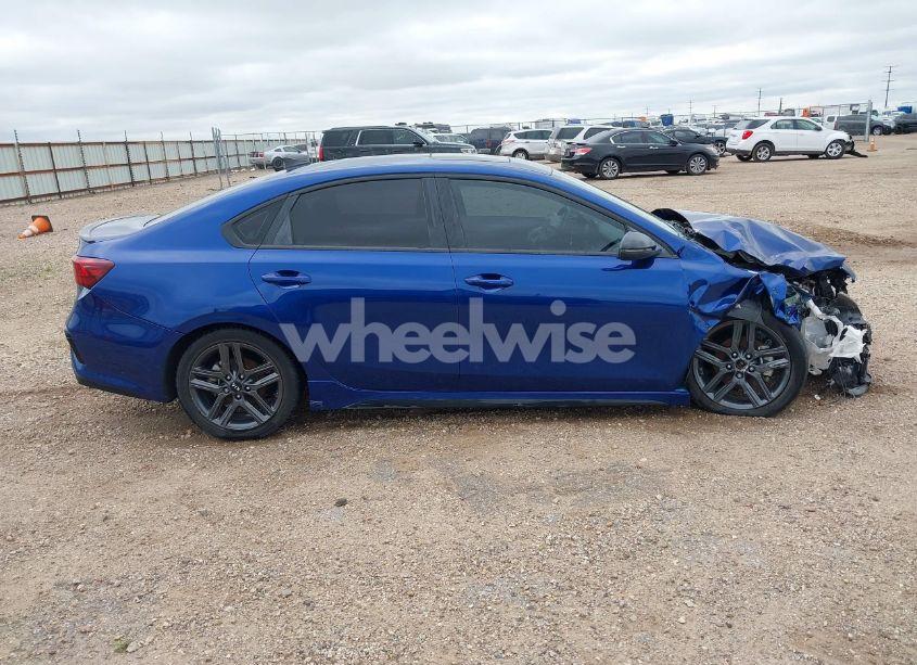 Photo 13 of 2021 Kia Forte GT-LINE (VIN 3KPF34AD0ME280641)