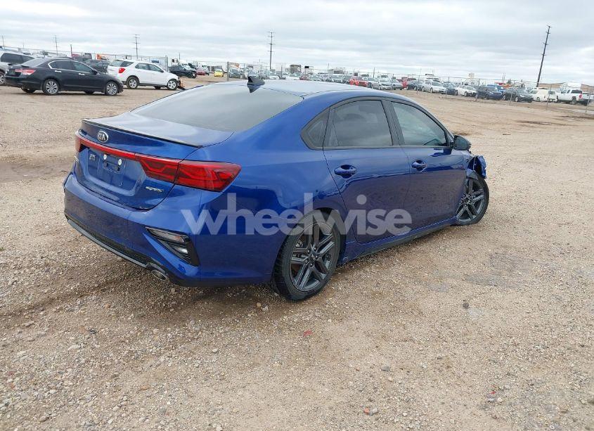 Photo 4 of 2021 Kia Forte GT-LINE (VIN 3KPF34AD0ME280641)