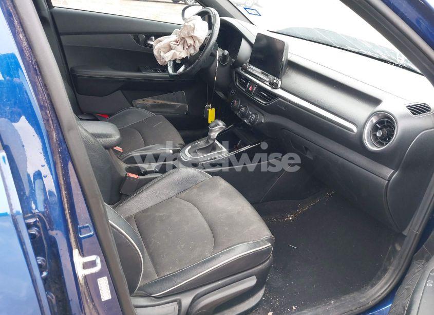 Photo 5 of 2021 Kia Forte GT-LINE (VIN 3KPF34AD0ME280641)