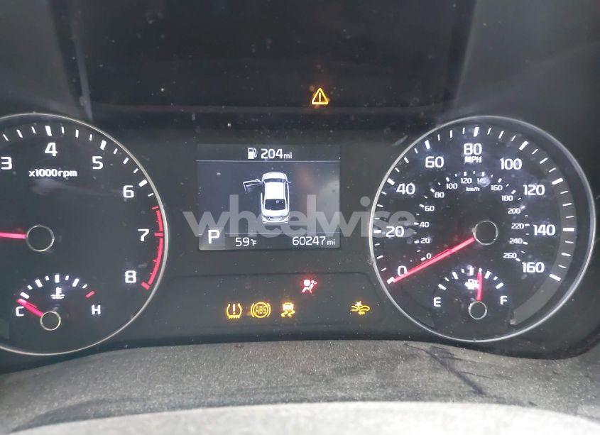 Photo 7 of 2021 Kia Forte GT-LINE (VIN 3KPF34AD0ME280641)