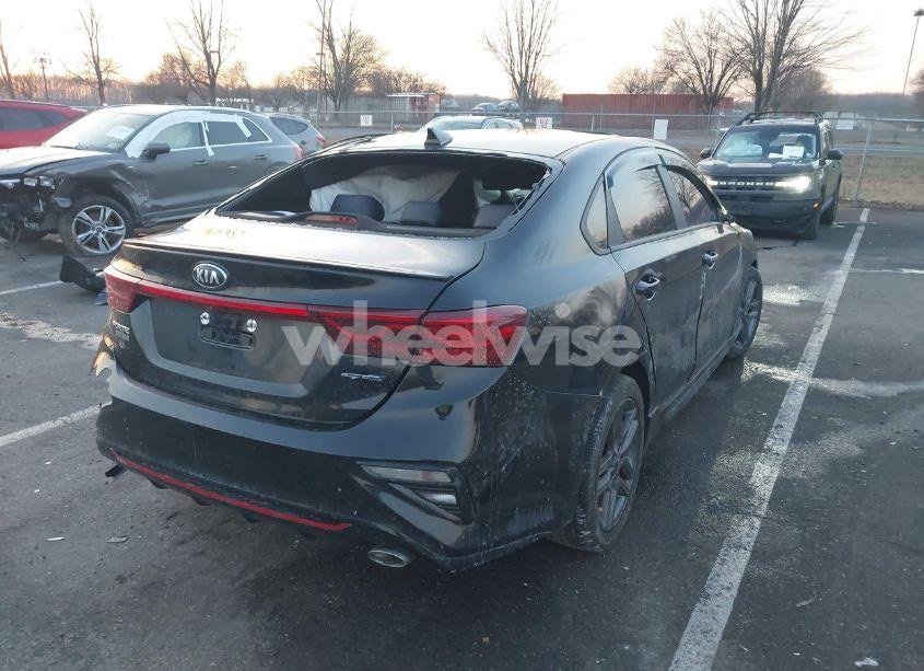 Photo 4 of 2021 Kia Forte GT-LINE (VIN 3KPF34AD0ME288917)