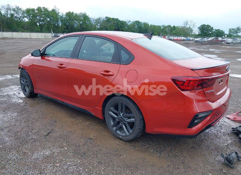 Photo 3 of 2021 Kia Forte GT-LINE (VIN 3KPF34AD0ME298301)