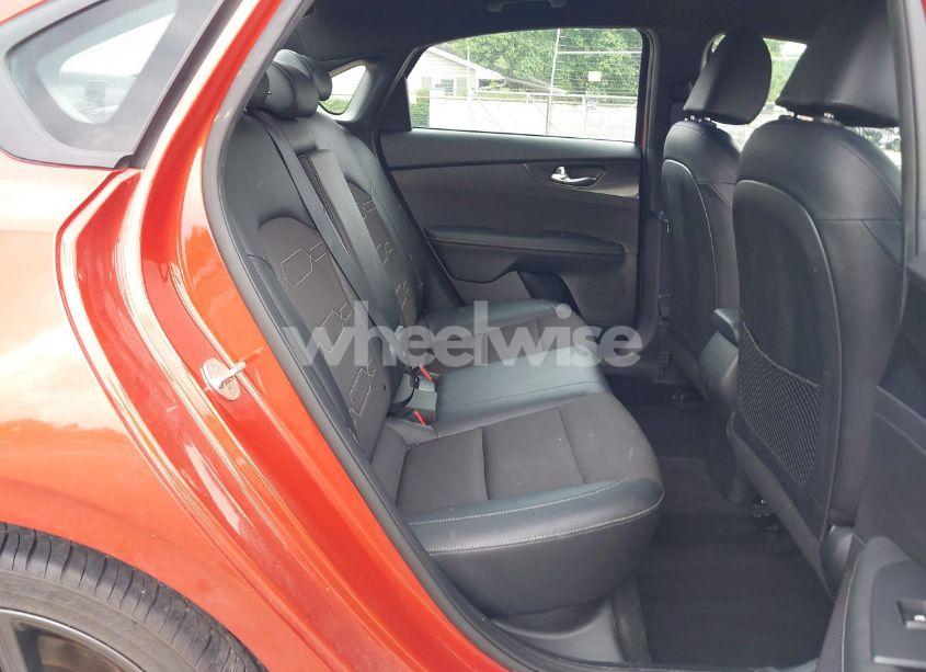 Photo 8 of 2021 Kia Forte GT-LINE (VIN 3KPF34AD0ME298301)