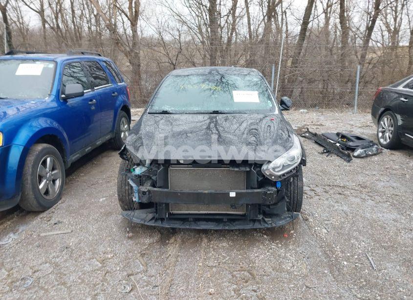 Photo 13 of 2021 Kia Forte GT-LINE (VIN 3KPF34AD0ME319471)