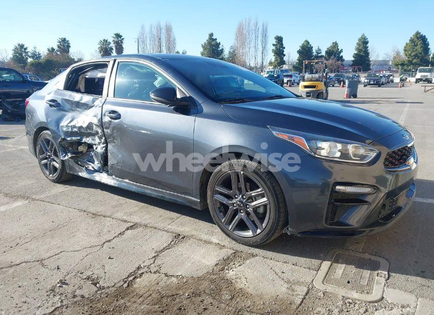 2021 Kia Forte GT-LINE (VIN 3KPF34AD0ME328669) main photo