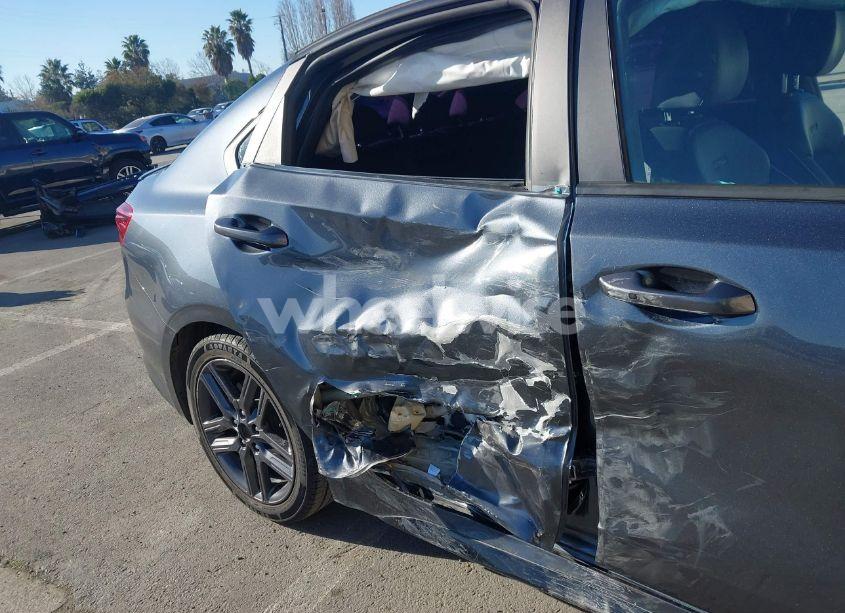 Photo 6 of 2021 Kia Forte GT-LINE (VIN 3KPF34AD0ME328669)