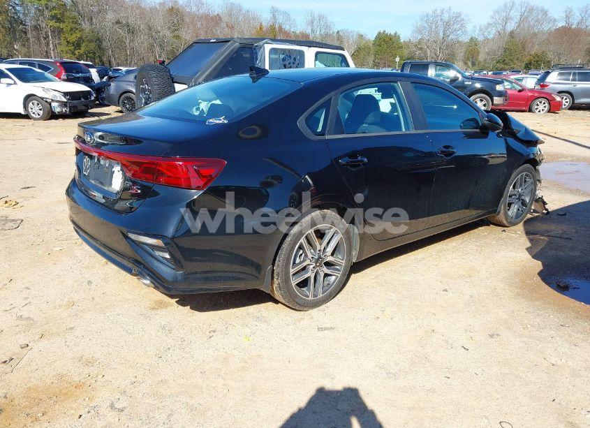 Photo 4 of 2019 Kia Forte S (VIN 3KPF34AD1KE039877)