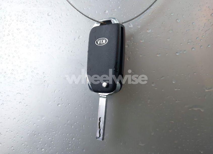 Photo 11 of 2019 Kia Forte S (VIN 3KPF34AD1KE069994)