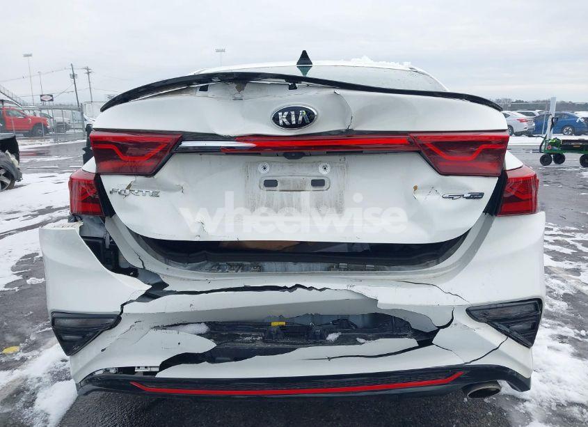 Photo 16 of 2020 Kia Forte GT-LINE (VIN 3KPF34AD1LE181213)