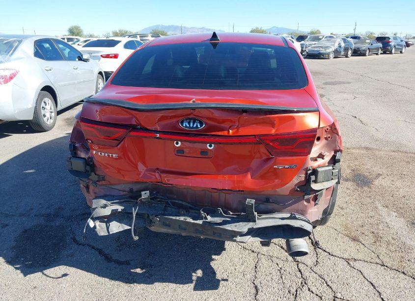 Photo 6 of 2021 Kia Forte GT-LINE (VIN 3KPF34AD1ME369148)