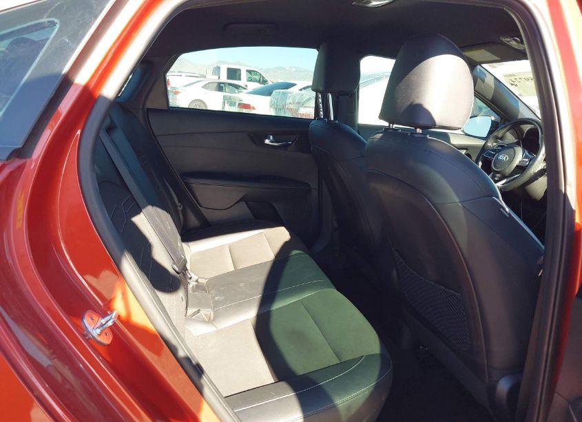 Photo 8 of 2021 Kia Forte GT-LINE (VIN 3KPF34AD1ME369148)