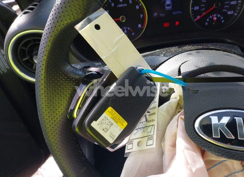 Photo 11 of 2021 Kia Forte GT-LINE (VIN 3KPF34AD1ME383907)