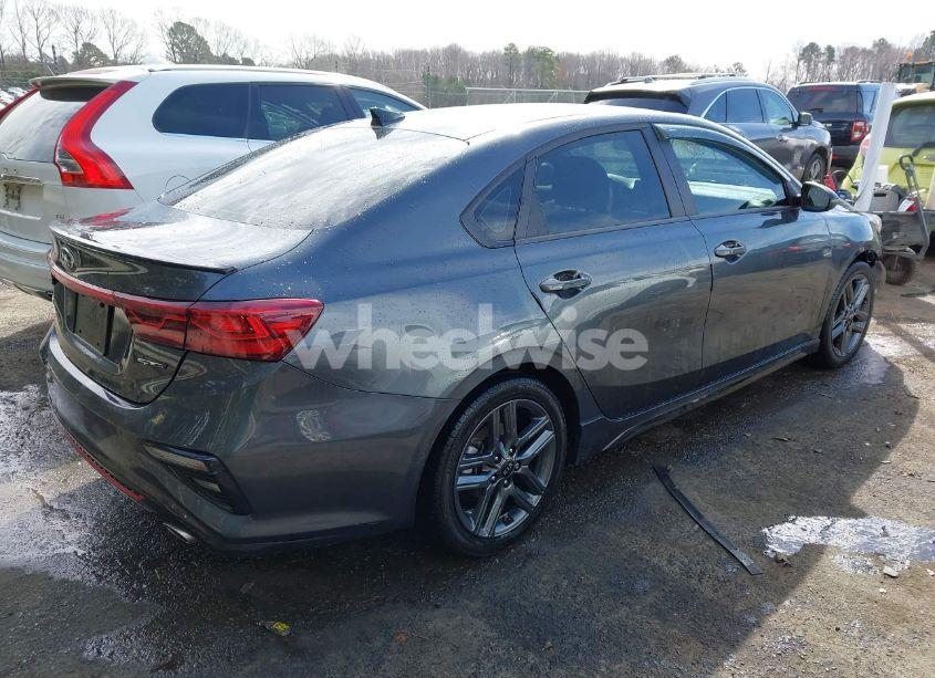 Photo 4 of 2021 Kia Forte GT-LINE (VIN 3KPF34AD1ME383907)
