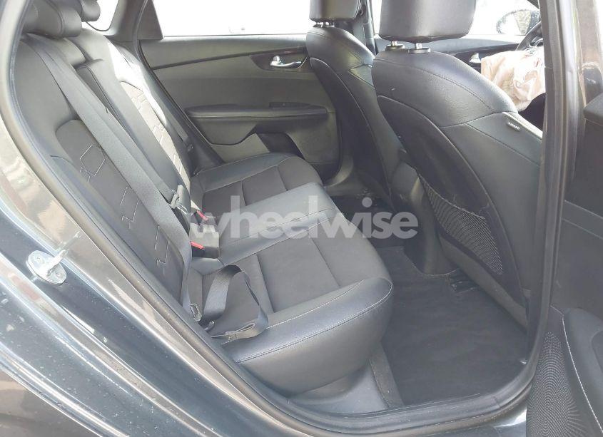 Photo 8 of 2021 Kia Forte GT-LINE (VIN 3KPF34AD1ME383907)