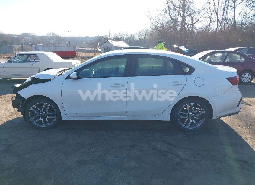 Photo 15 of 2019 Kia Forte S (VIN 3KPF34AD2KE017130)
