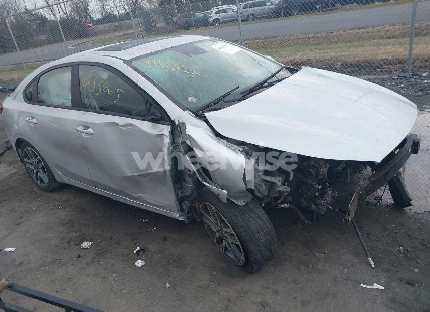 2019 Kia Forte S (VIN 3KPF34AD2KE026426) main photo