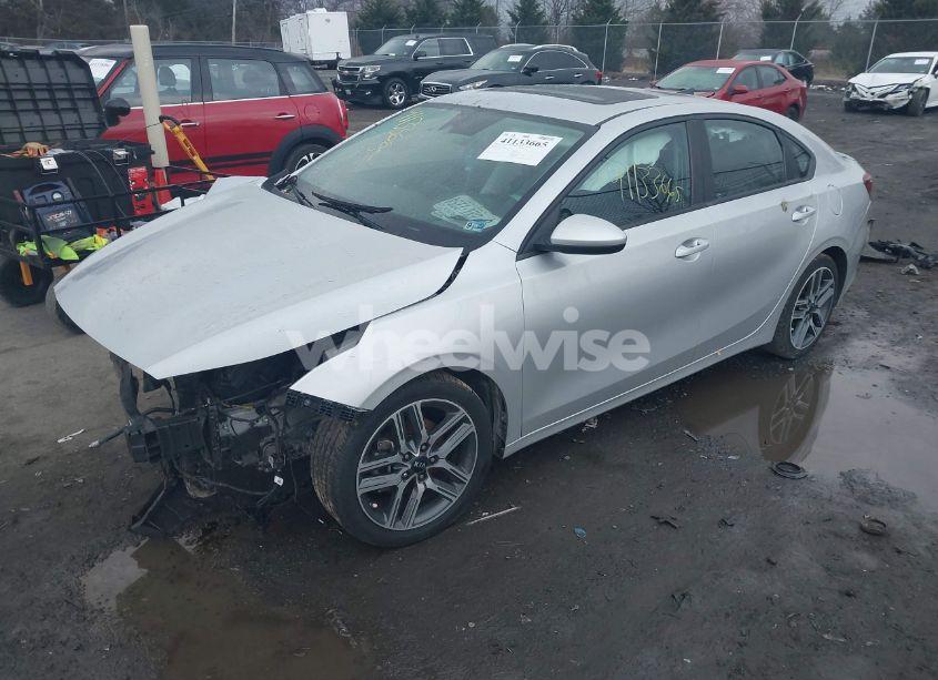 Photo 2 of 2019 Kia Forte S (VIN 3KPF34AD2KE026426)