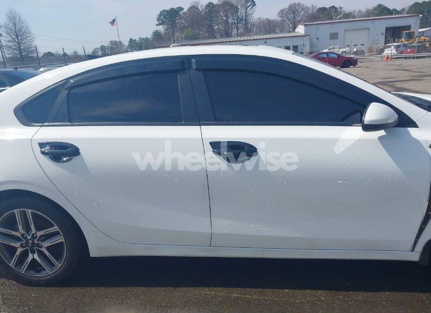 Photo 13 of 2019 Kia Forte S (VIN 3KPF34AD2KE028516)