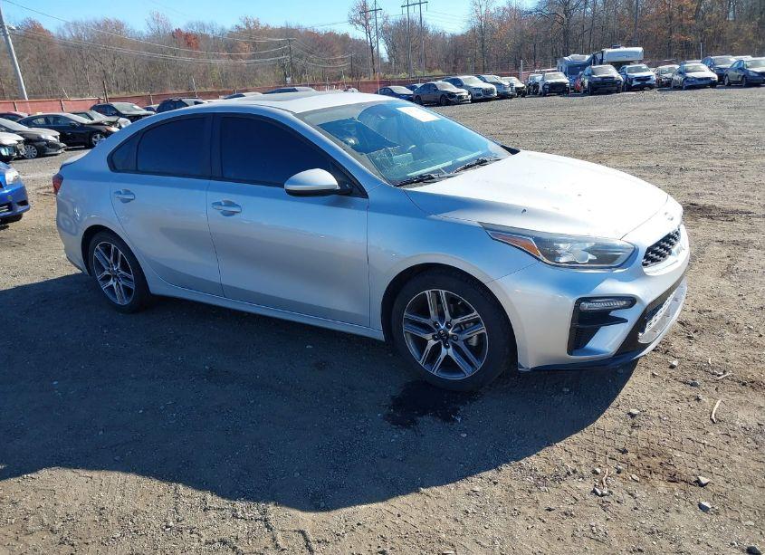 2019 Kia Forte S (VIN 3KPF34AD2KE046112) main photo