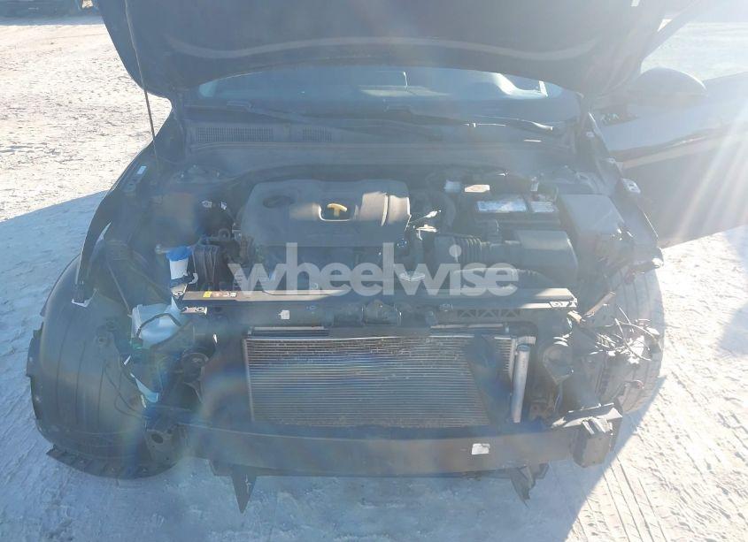 Photo 10 of 2019 Kia Forte S (VIN 3KPF34AD2KE063251)