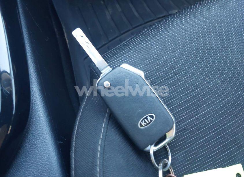 Photo 11 of 2019 Kia Forte S (VIN 3KPF34AD2KE063251)