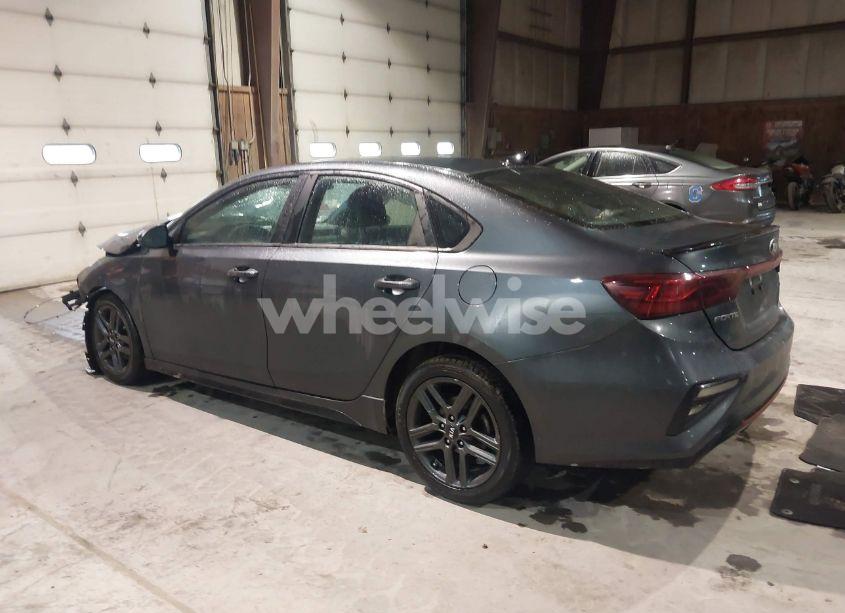 Photo 3 of 2021 Kia Forte GT-LINE (VIN 3KPF34AD2ME285551)